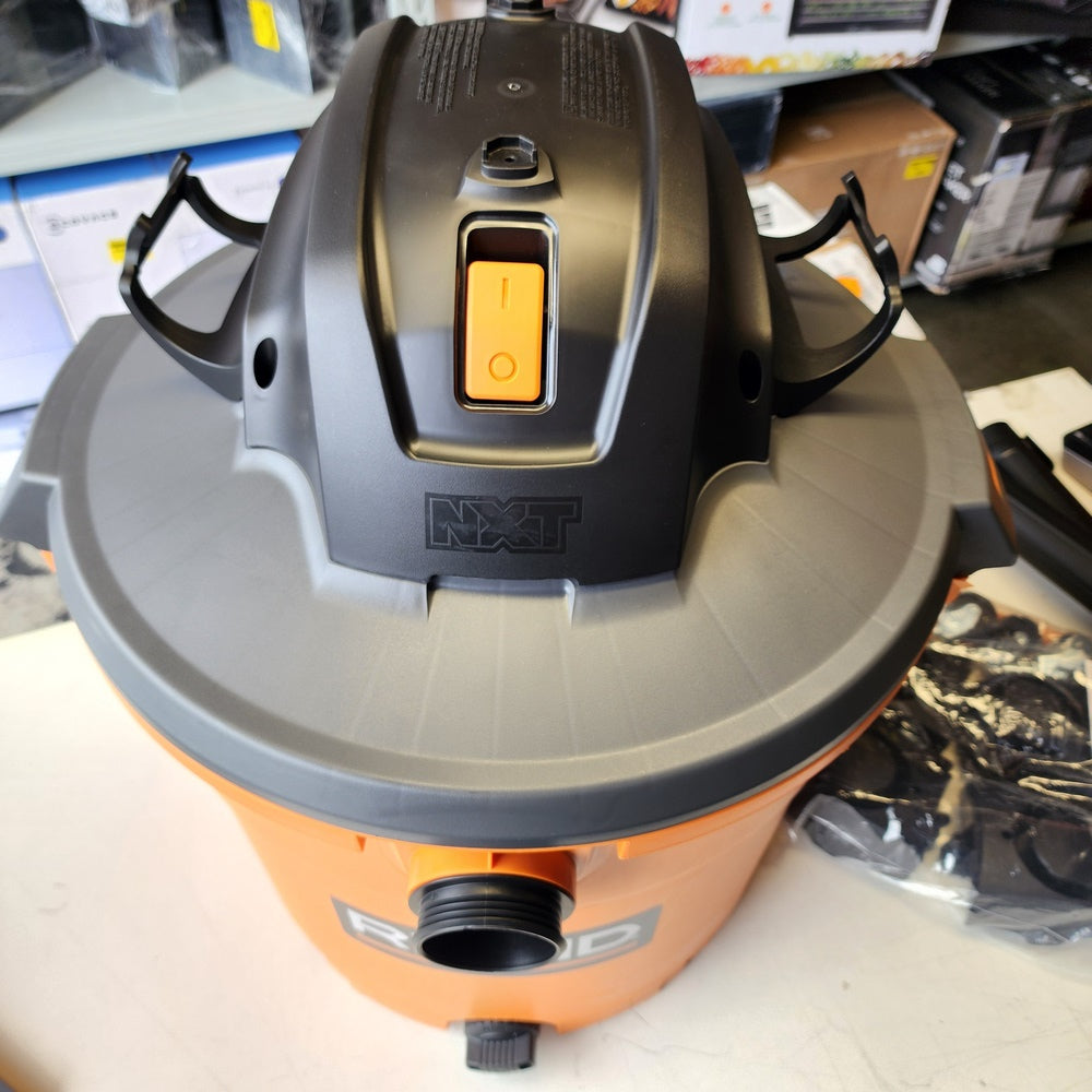 16 Gallon 5.0 Peak HP NXT Shop Vac Wet Dry Vacuum with General Debris Filter (HD1640) 16 Gallon 5.0 Peak HP NXT Shop Vac Wet Dry Vacuum with General Debris Filter (HD1640)